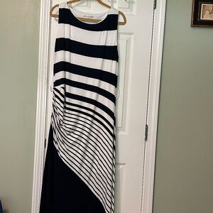 Soft Surroundings Long White & Navy Striped Dress, Sz 1X lovely Drape at Hip